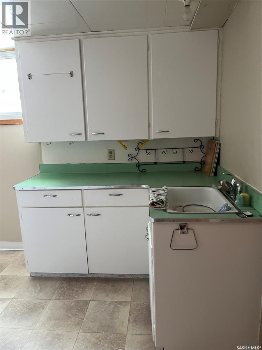 912 107th Avenue, Tisdale, Saskatchewan  S0E 1T0 - Photo 17 - SK044035