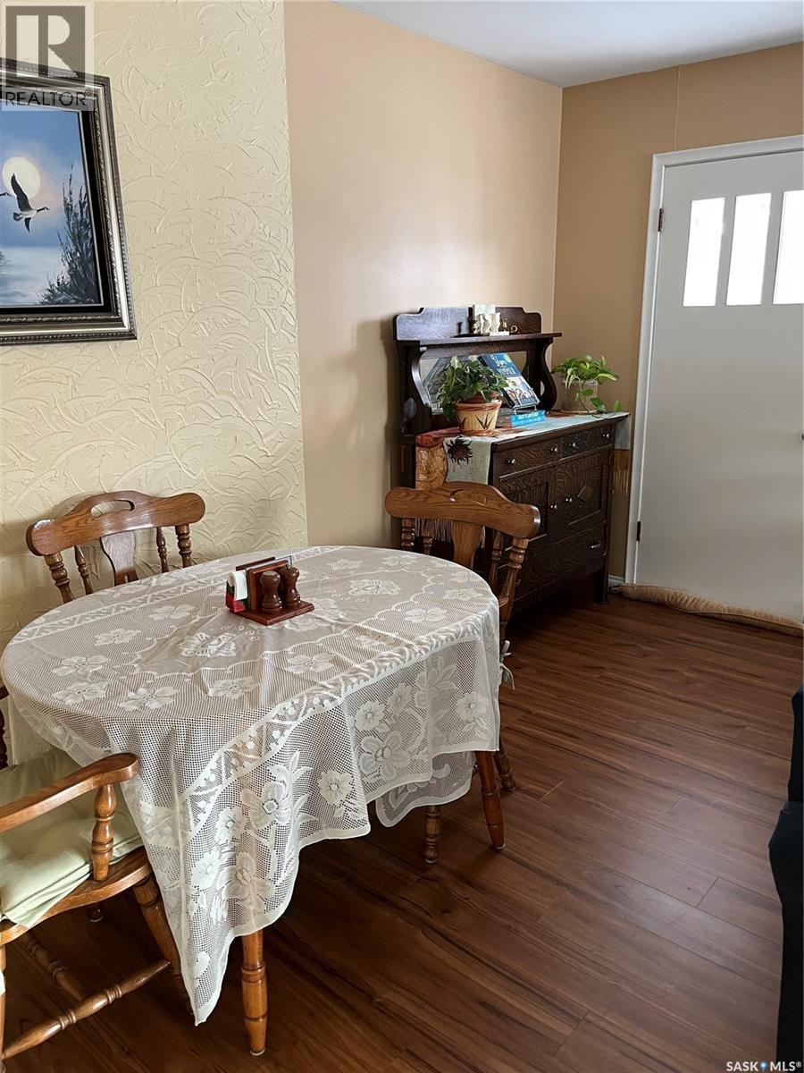 912 107th Avenue, Tisdale, Saskatchewan  S0E 1T0 - Photo 8 - SK044035