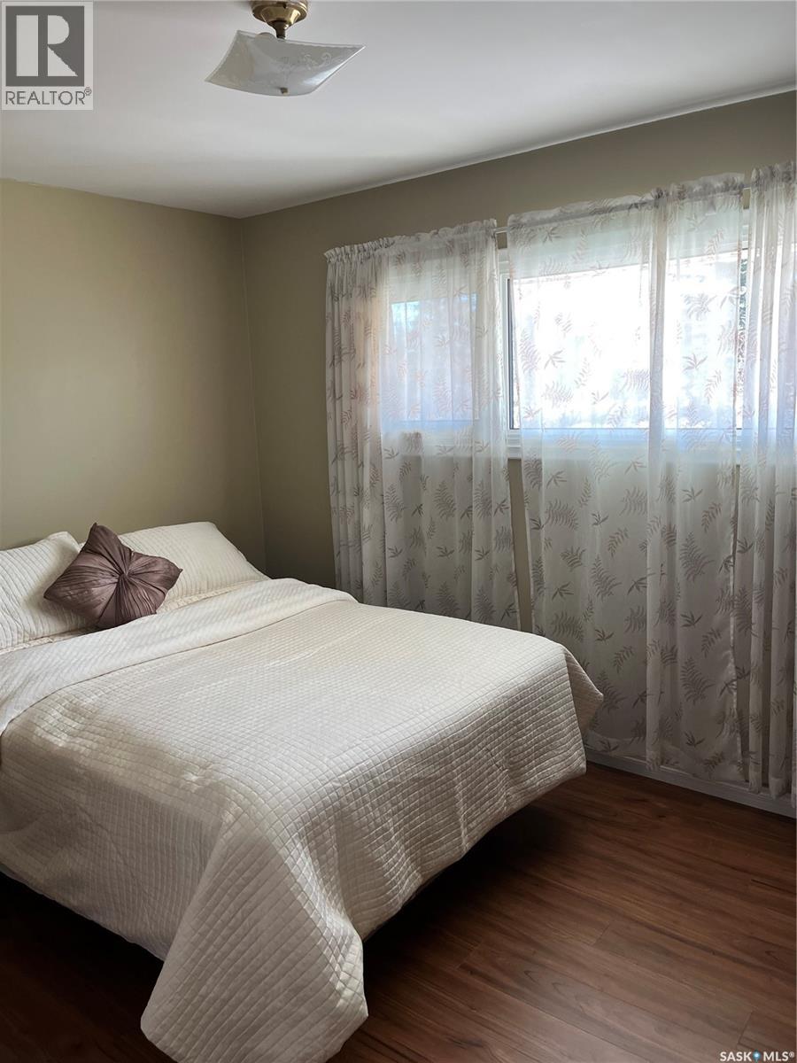 912 107th Avenue, Tisdale, Saskatchewan  S0E 1T0 - Photo 9 - SK044035