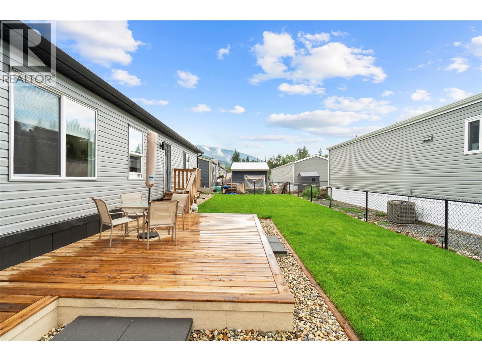 1705 Hillier Road Unit# 10, Sicamous, British Columbia  V0E 2E4 - Photo 2 - 10390369