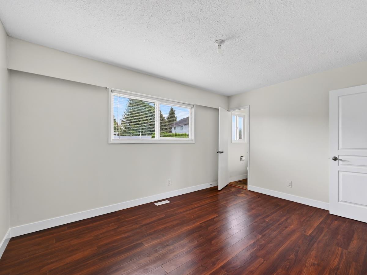 2068 Ridgeway Street, Abbotsford, British Columbia  V2T 3X7 - Photo 9 - R3151049