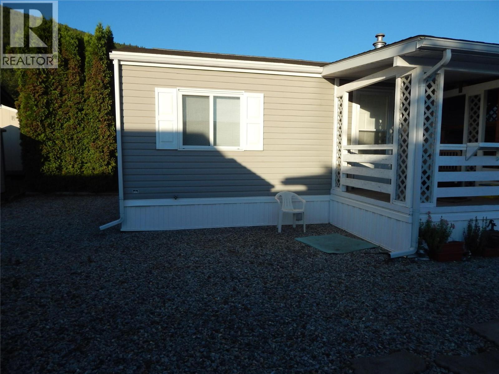 724 Devon Street Unit# Unit  #55, Creston, British Columbia  V0B 1G6 - Photo 5 - 10391053