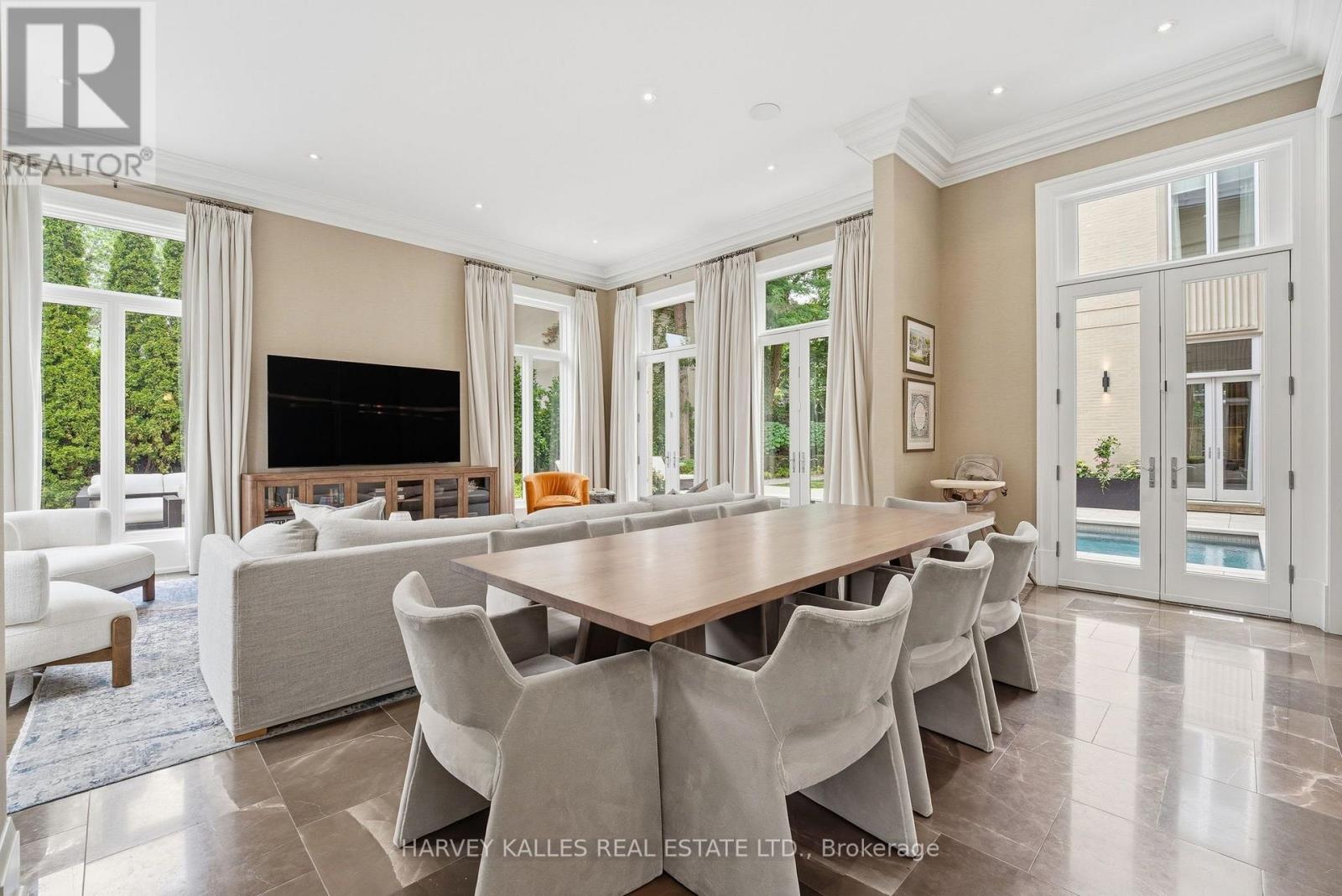 139 Dunvegan Road, Toronto, Ontario  M5P 2N8 - Photo 14 - C13619112