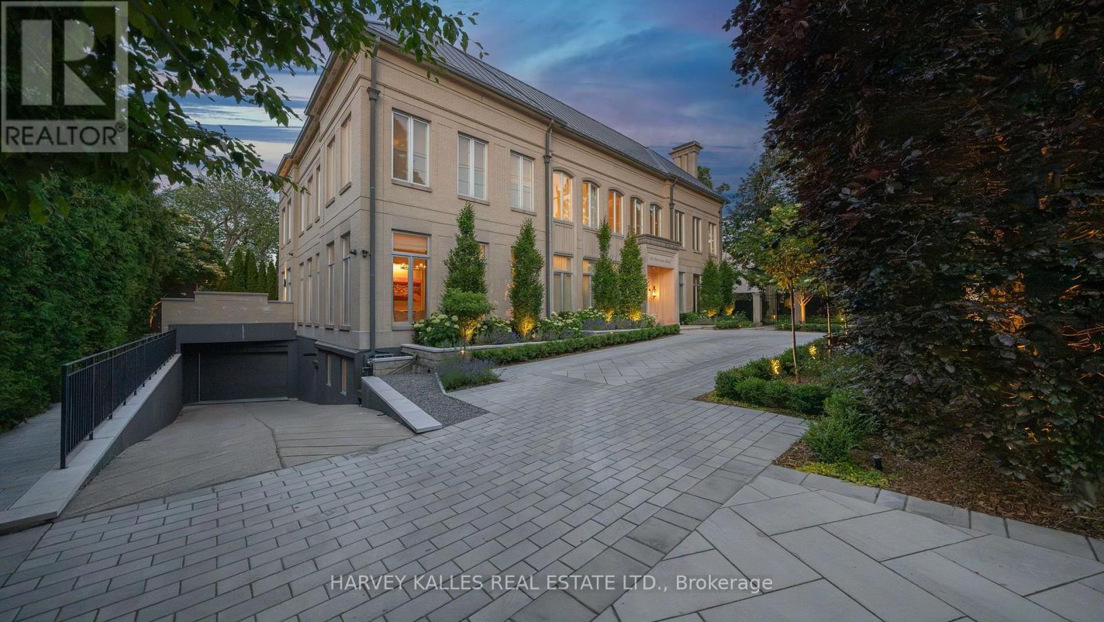 139 Dunvegan Road, Toronto, Ontario  M5P 2N8 - Photo 2 - C13619112