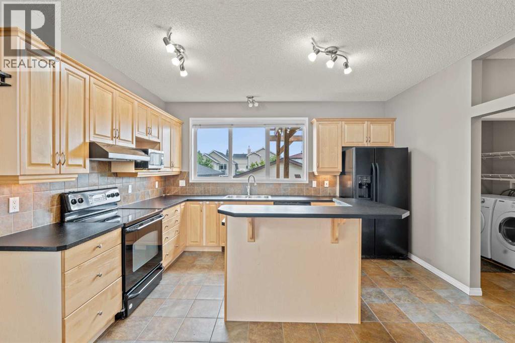 2362 Sagewood Crescent SW, Airdrie, Alberta  T4B 3M8 - Photo 17 - A2326096