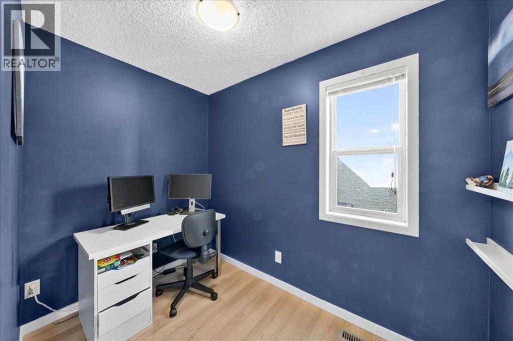 174 Mahogany Heights SE, Calgary, Alberta  T3M 0X6 - Photo 10 - A2329103