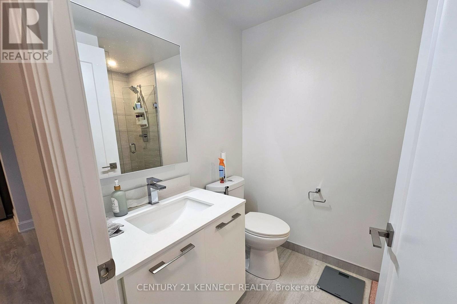 509 - 18 Water Walk Drive, Markham, Ontario  L3R 6L5 - Photo 8 - N13619072