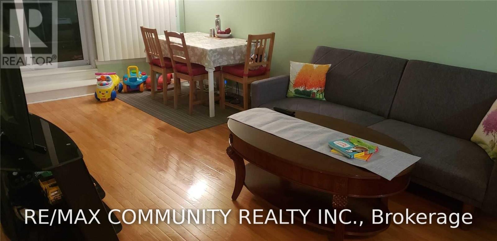 304 - 1 Elm Drive W, Mississauga, Ontario  L5B 4M1 - Photo 3 - W13619102