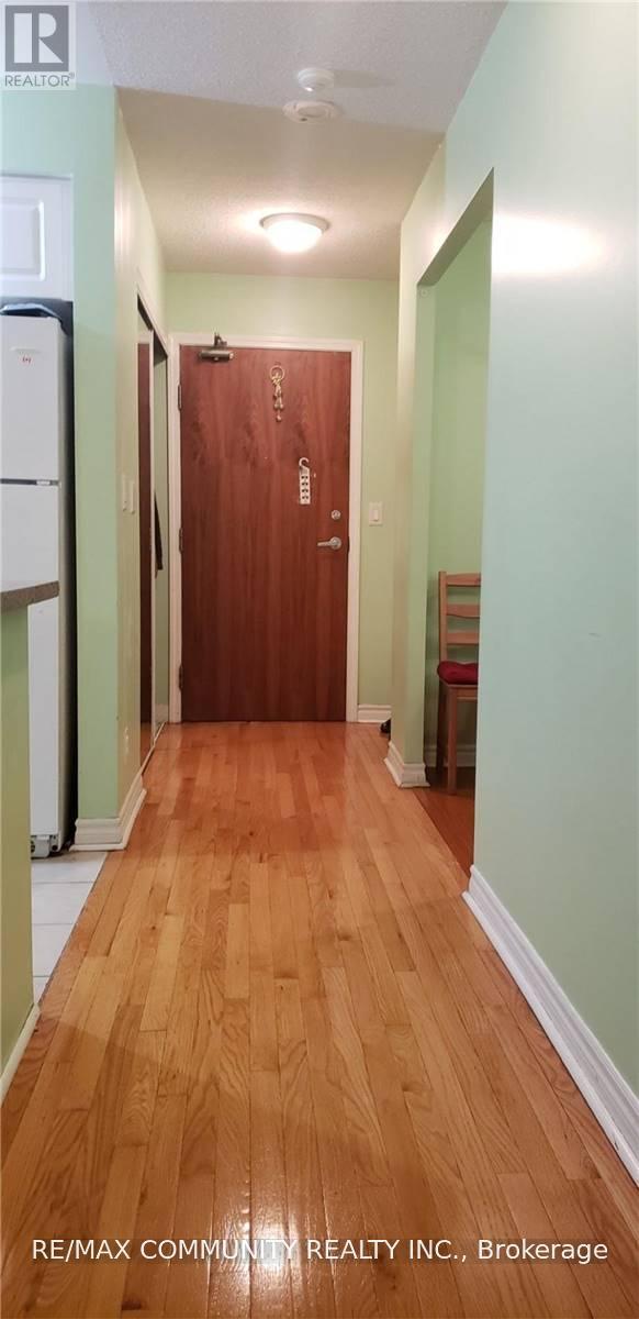 304 - 1 Elm Drive W, Mississauga, Ontario  L5B 4M1 - Photo 8 - W13619102