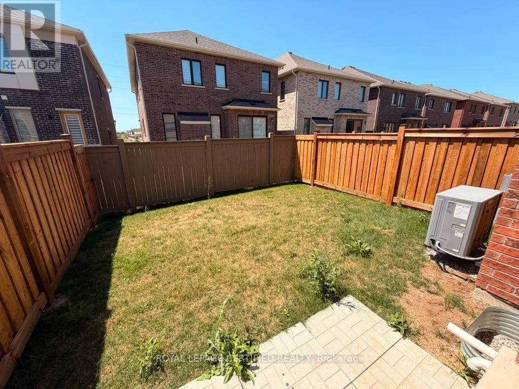 1514 Moira Crescent, Milton, Ontario  L9E 2A9 - Photo 15 - W13619140
