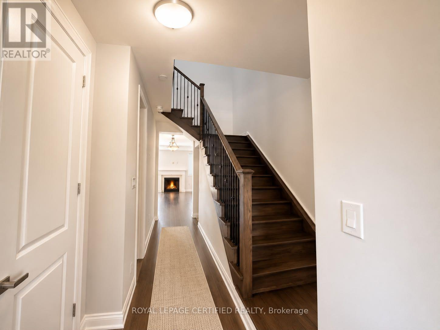 1514 Moira Crescent, Milton, Ontario  L9E 2A9 - Photo 2 - W13619140