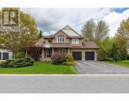 26 CYPRESS GARDENS, Ottawa, Ontario