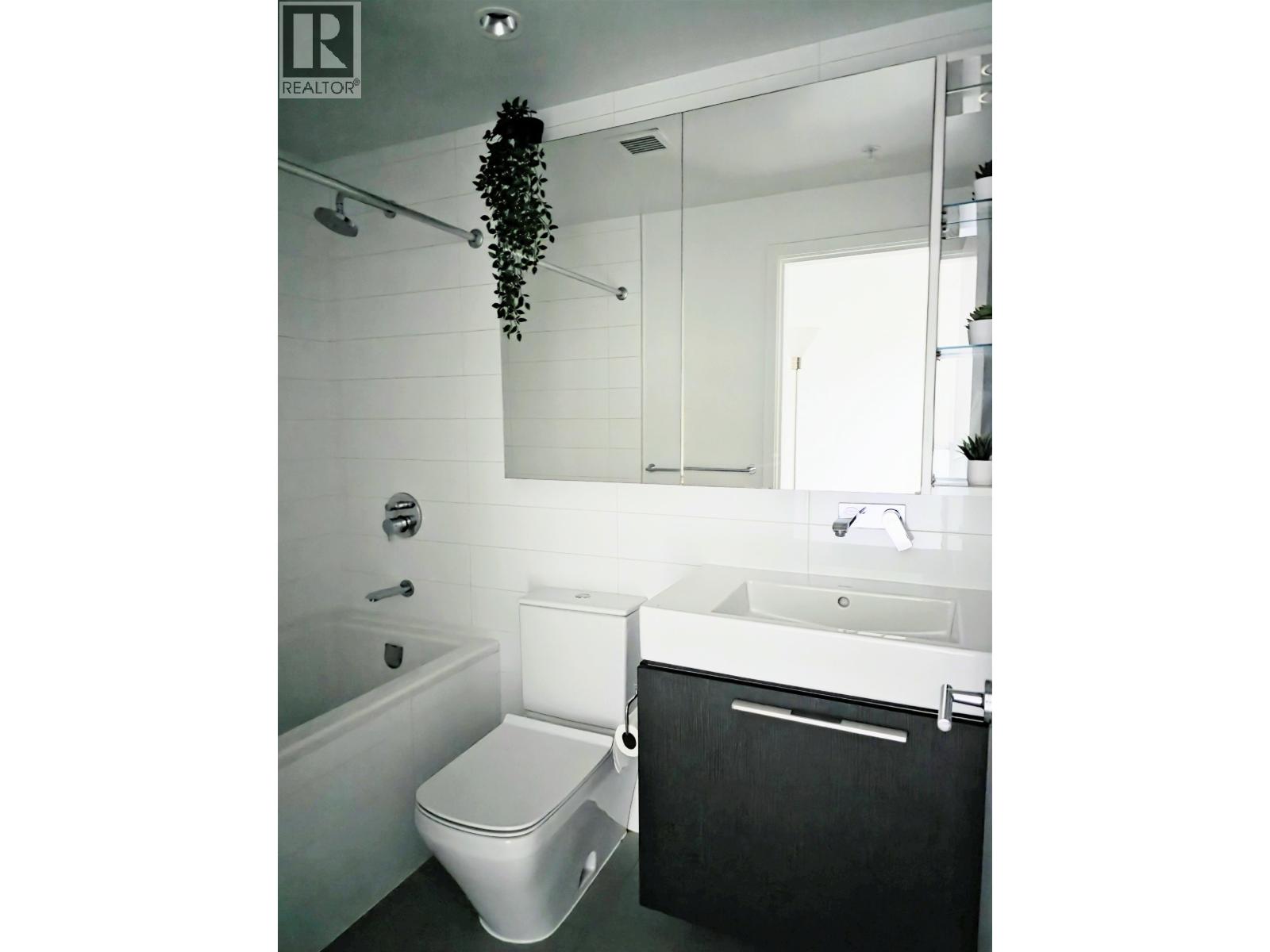 1102 1955 SE Alpha Way, Burnaby, British Columbia  V5C 0K6 - Photo 6 - R3151075