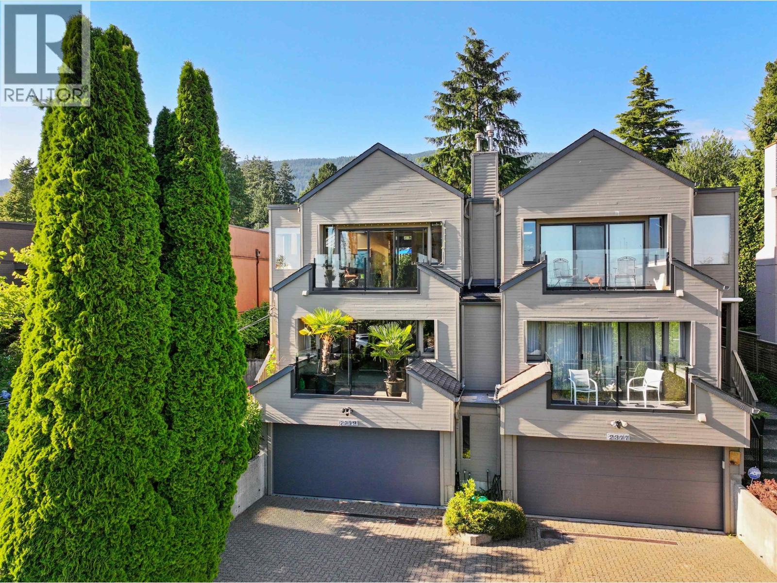 2379 MARINE DRIVE, West Vancouver, British Columbia