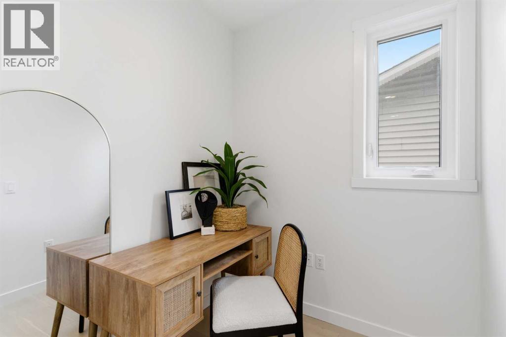 2119 Mackay Road Nw, Calgary, Alberta  T3B 1C9 - Photo 7 - A2305142