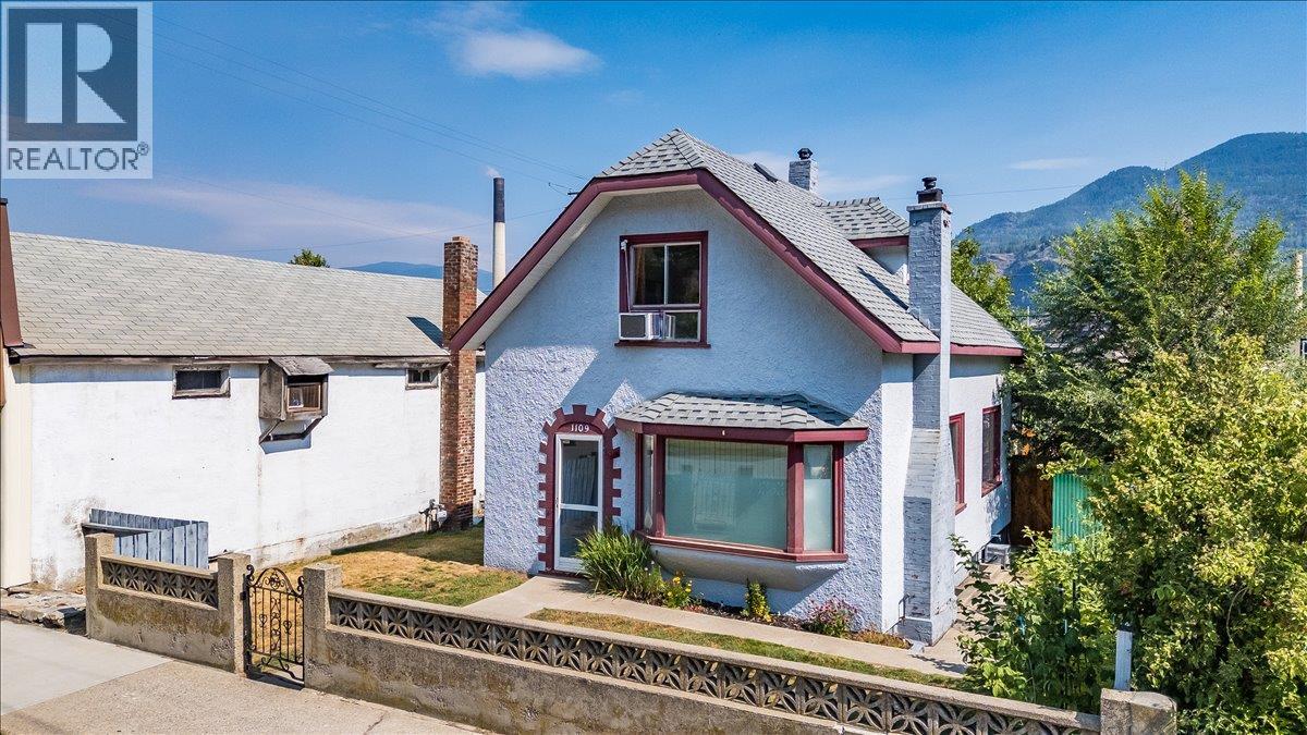 1109 Nelson Avenue, Trail, British Columbia  V1R 3H4 - Photo 1 - 10396164