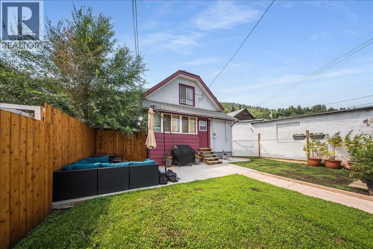 1109 Nelson Avenue, Trail, British Columbia  V1R 3H4 - Photo 40 - 10396164