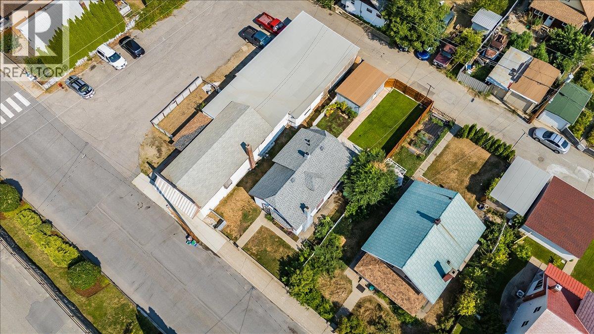 1109 Nelson Avenue, Trail, British Columbia  V1R 3H4 - Photo 47 - 10396164