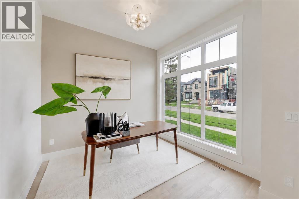 1007 18 Avenue Nw, Calgary, Alberta  T2M 0S9 - Photo 4 - A2295857