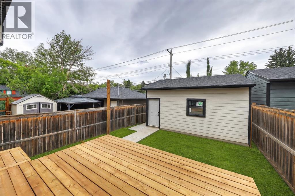 1007 18 Avenue Nw, Calgary, Alberta  T2M 0S9 - Photo 47 - A2295857