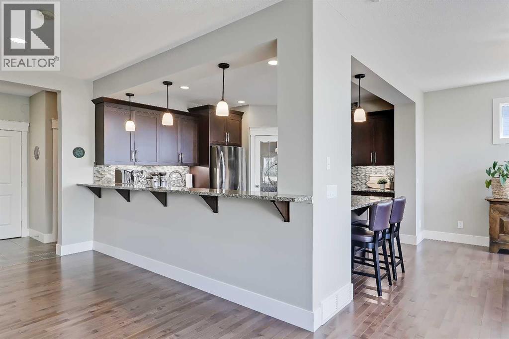 64 Heritage Green, Cochrane, Alberta  T4C 0L3 - Photo 10 - A2324432