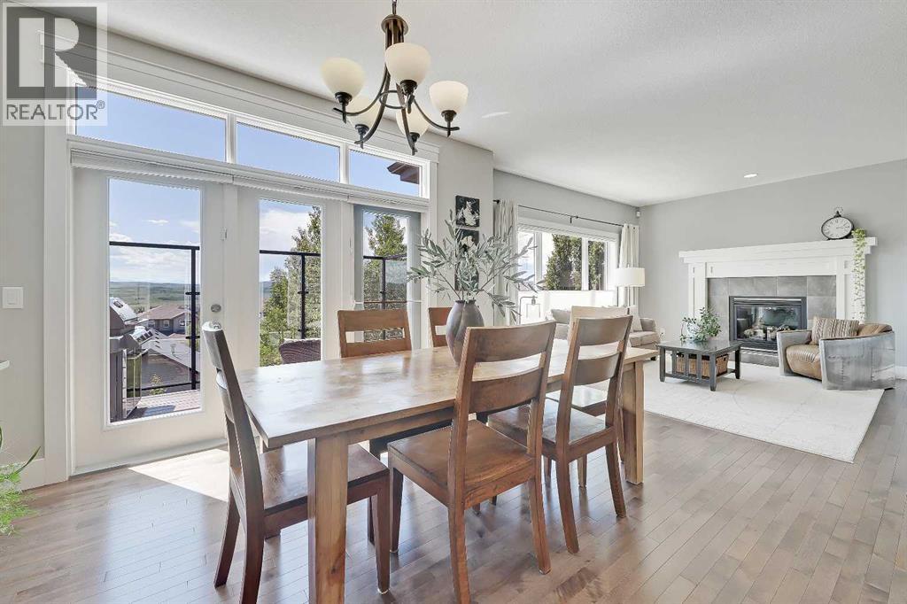 64 Heritage Green, Cochrane, Alberta  T4C 0L3 - Photo 7 - A2324432