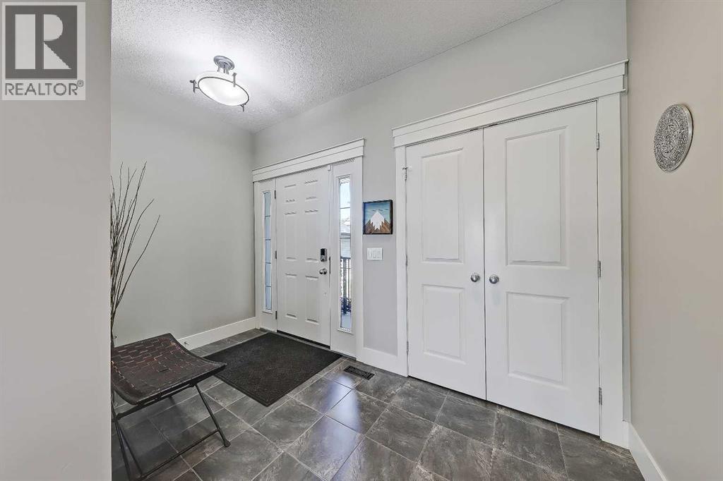 64 Heritage Green, Cochrane, Alberta  T4C 0L3 - Photo 19 - A2324432