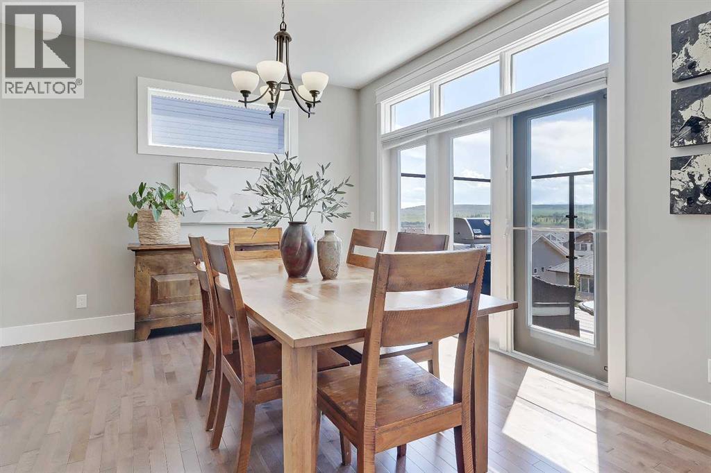64 Heritage Green, Cochrane, Alberta  T4C 0L3 - Photo 8 - A2324432