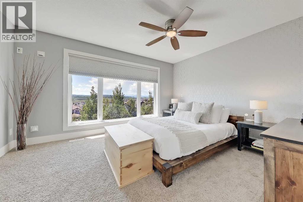 64 Heritage Green, Cochrane, Alberta  T4C 0L3 - Photo 22 - A2324432
