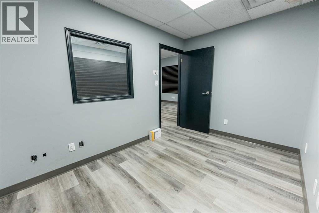 Bay 9, 4801 51 Avenue, Red Deer, Alberta  T4N 4H2 - Photo 5 - A2332724