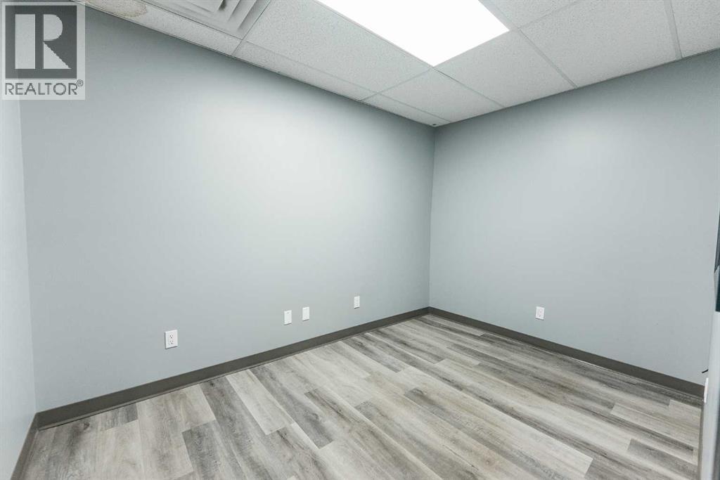 Bay 9, 4801 51 Avenue, Red Deer, Alberta  T4N 4H2 - Photo 6 - A2332724