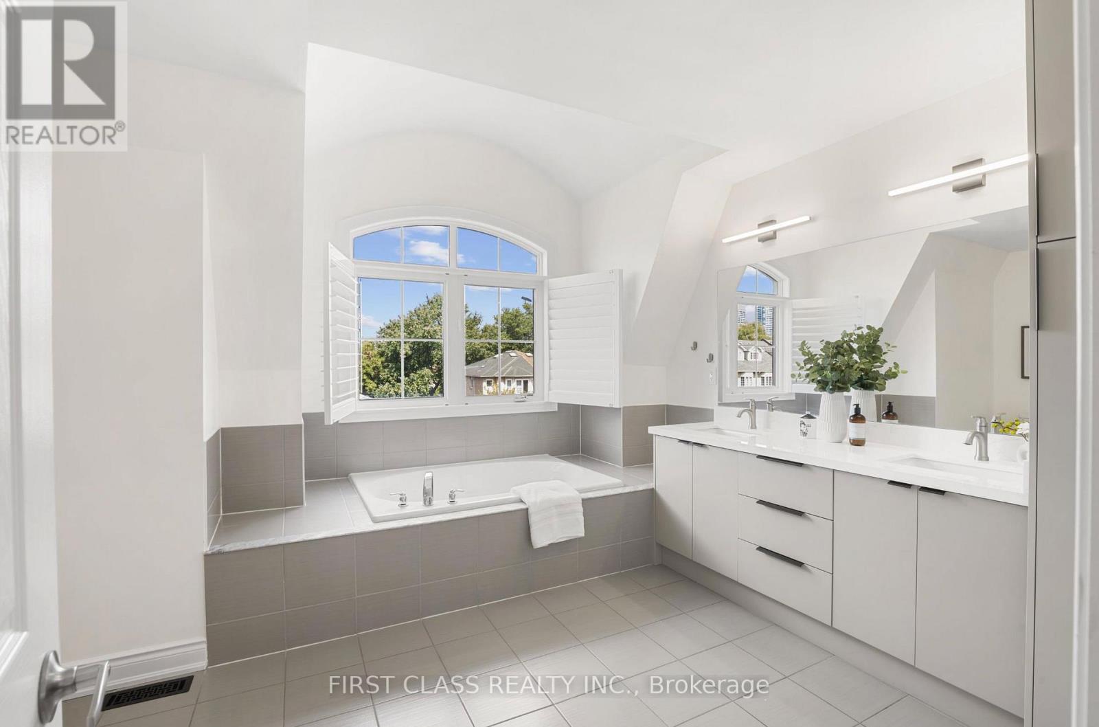 133a Finch Avenue E, Toronto (Willowdale East), Ontario  M2N 0H7 - Photo 14 - C13619212