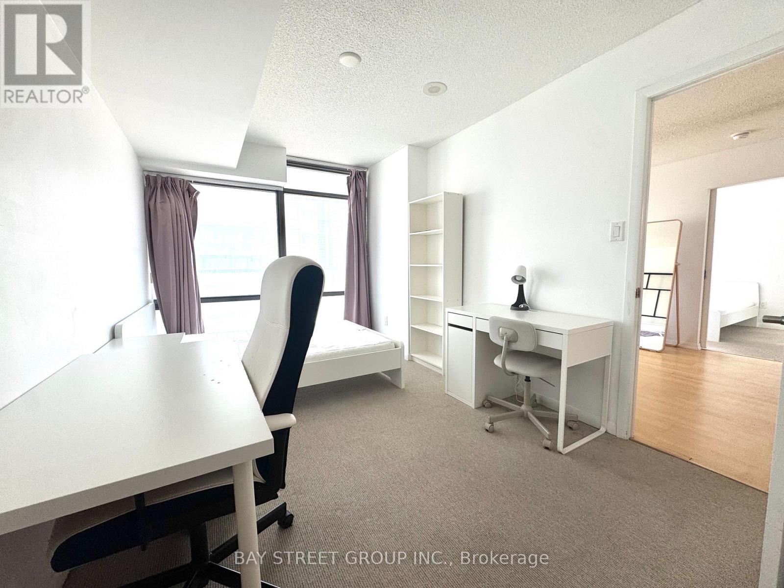 1309 - 38 Grenville Street, Toronto, Ontario  M4Y 1A5 - Photo 10 - C13619244