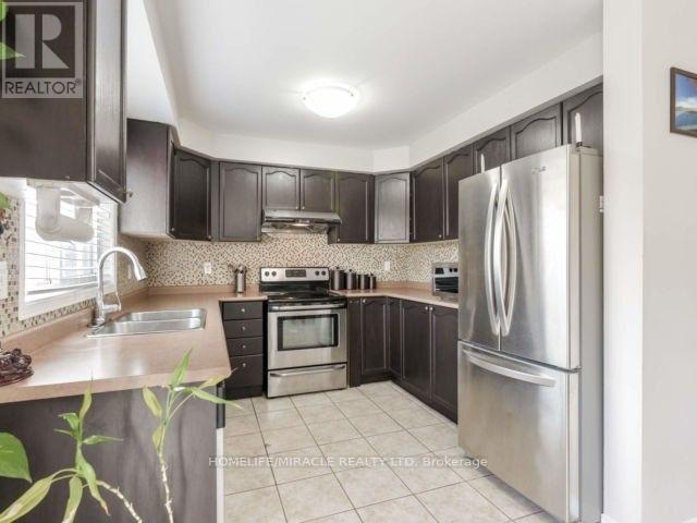 3 Ashmere Road, Brampton, Ontario  L7A 1R3 - Photo 11 - W13619200