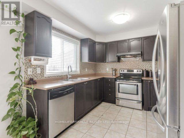 3 Ashmere Road, Brampton, Ontario  L7A 1R3 - Photo 7 - W13619200
