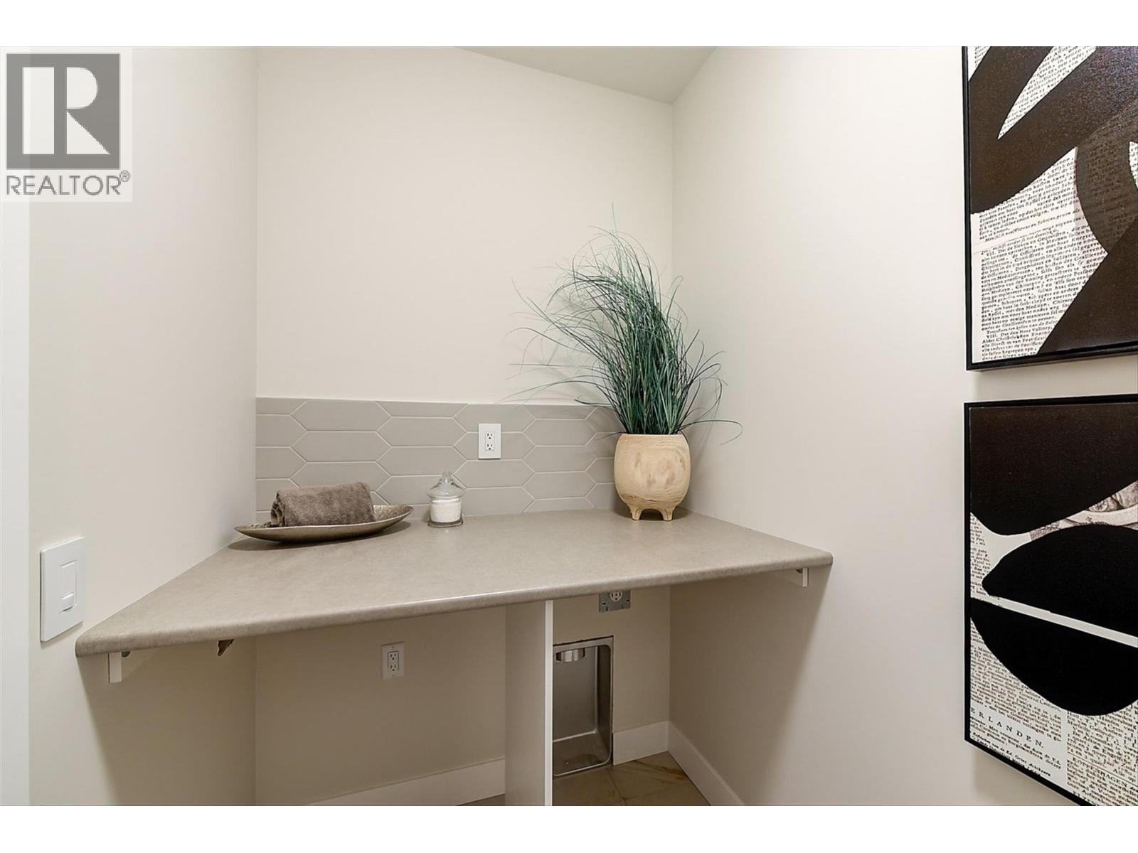 732 Coopland Crescent Unit# 1, Kelowna, British Columbia  V1Y 2V1 - Photo 22 - 10375600