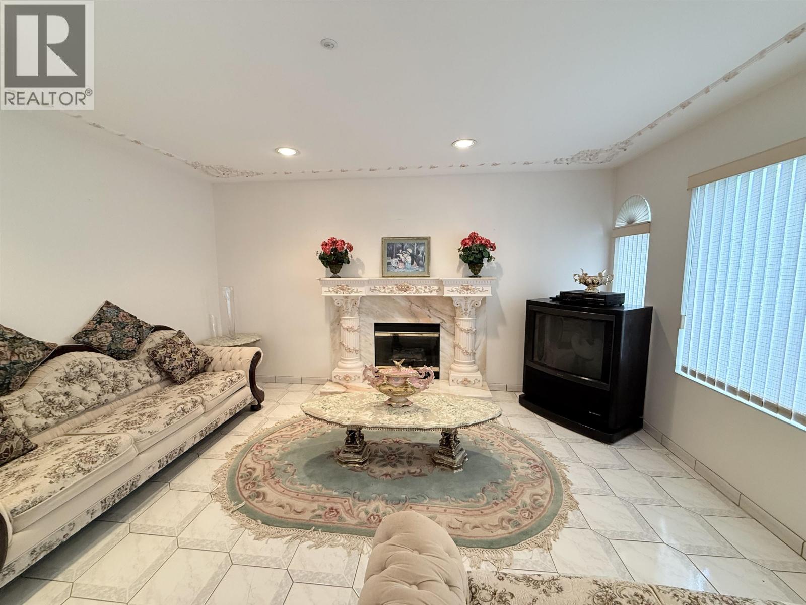 2458 E 5th Avenue, Vancouver, British Columbia  V5M 1M5 - Photo 2 - R3151144