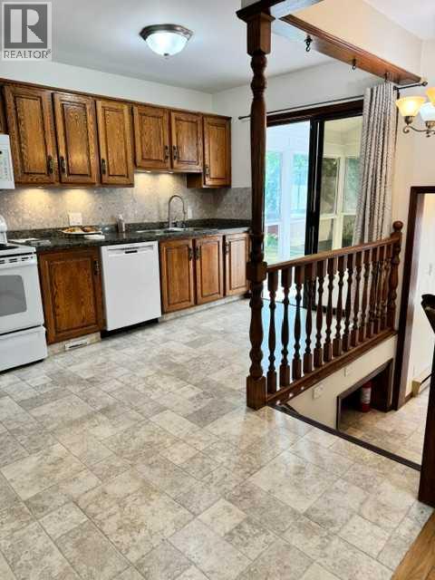 2915 13 Avenue NW, Calgary, Alberta  T2N 1M1 - Photo 11 - A2330680