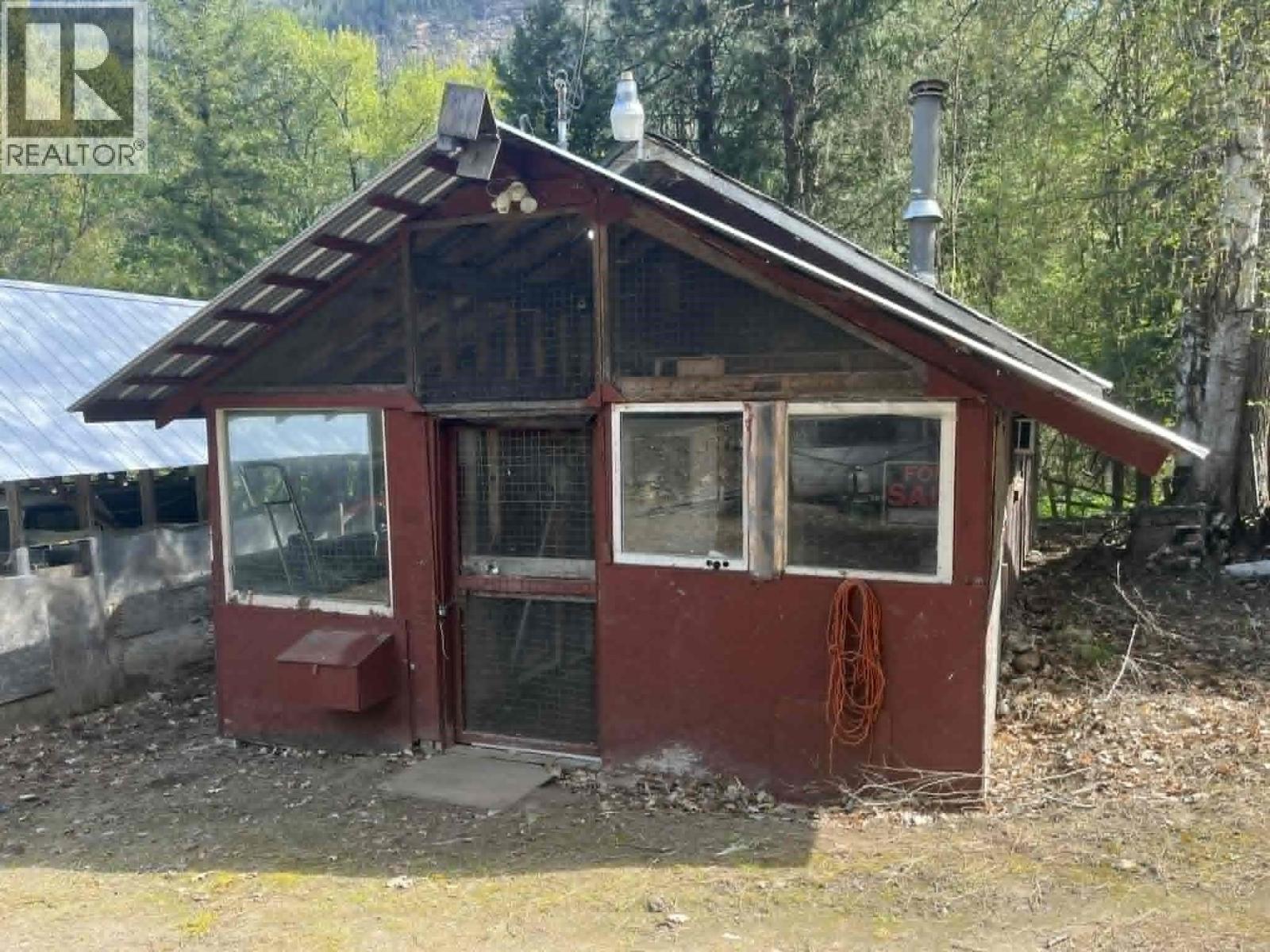 4421 Slocan River Road, Winlaw, British Columbia  V0G 2J0 - Photo 36 - 10385949