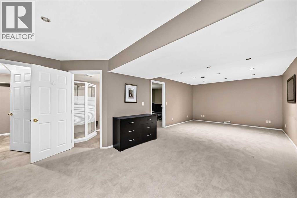 163 Valley Crest Close NW, Calgary, Alberta  T3B 5X2 - Photo 21 - A2331735