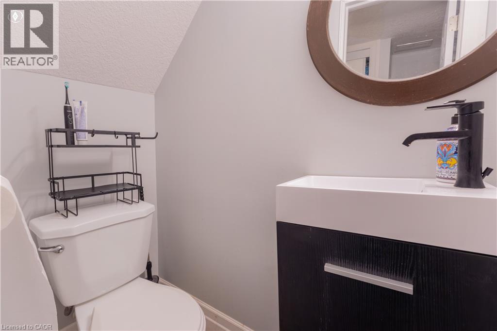 105 Bloomington Drive, Cambridge, Ontario  N1P 1J6 - Photo 12 - 40851807