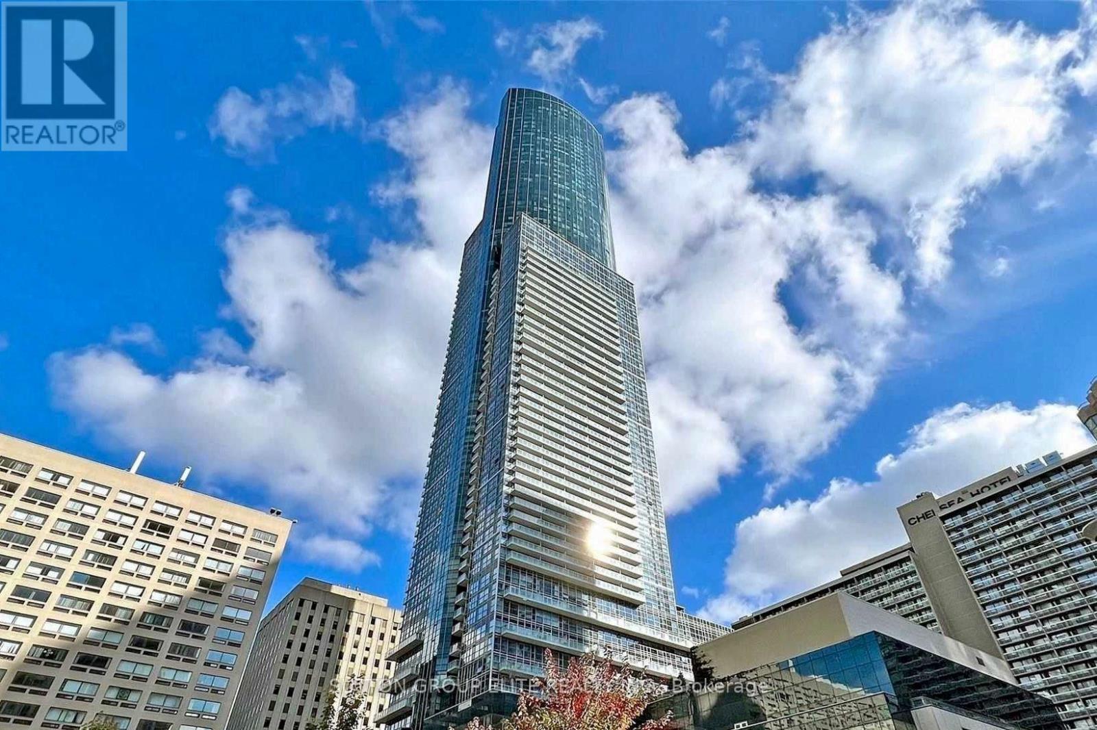 2903 - 386 YONGE STREET, Toronto, Ontario
