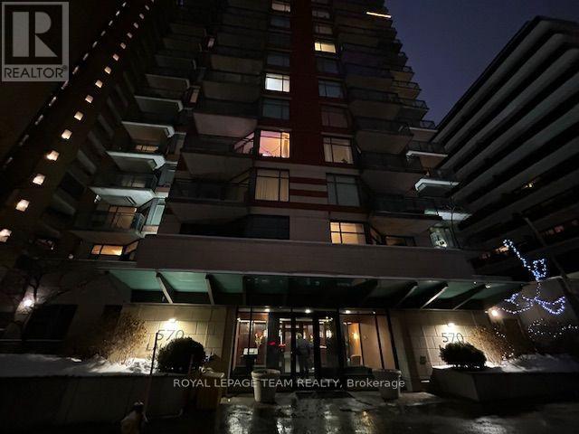 1801 - 570 Laurier Avenue W, Ottawa, Ontario K1R 1C8 - Photo 2 - X13619296