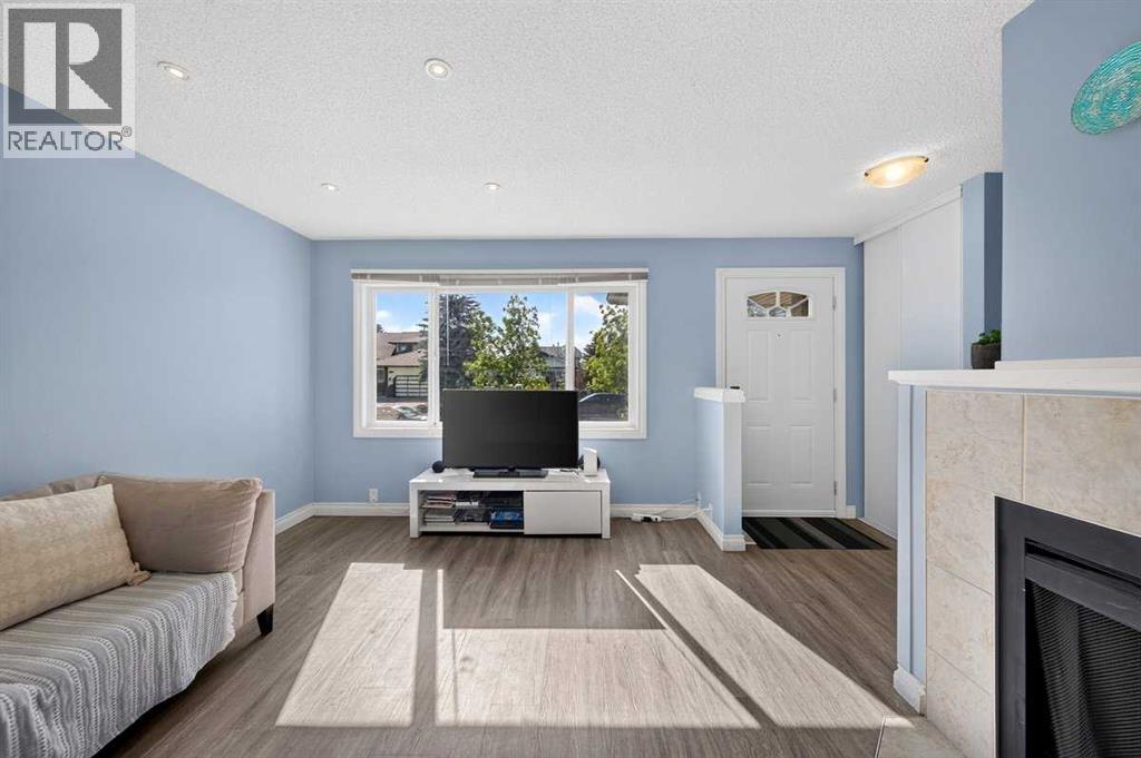 538 Woodbine Boulevard SW, Calgary, Alberta  T2W 4Z9 - Photo 12 - A2324130