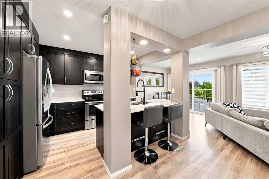 27 Golden Crescent, Red Deer, Alberta  T4P 2P9 - Photo 6 - A2331464