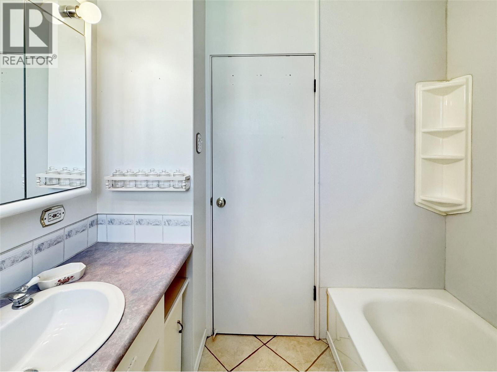 321 11th Street, Cranbrook, British Columbia  V1C 1V1 - Photo 20 - 10390358