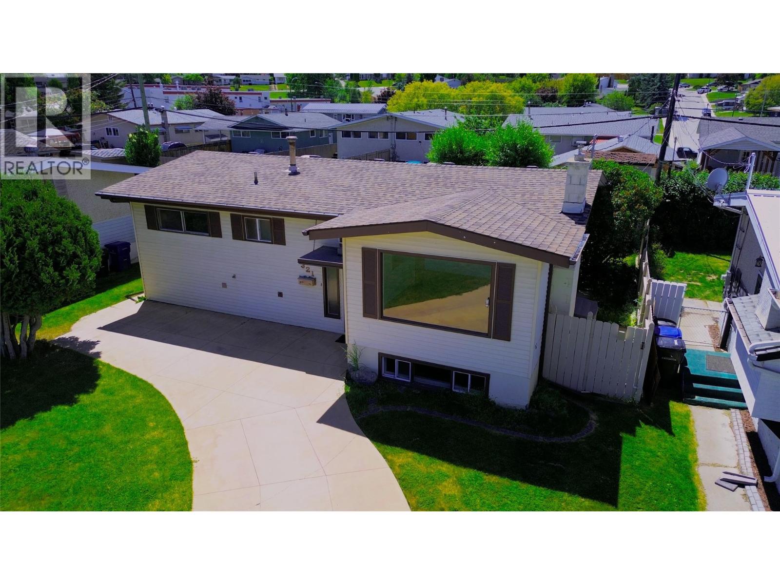 321 11th Street, Cranbrook, British Columbia