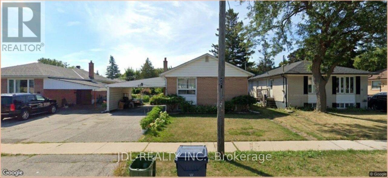 11 HAWKEDON CRESCENT, Toronto, Ontario