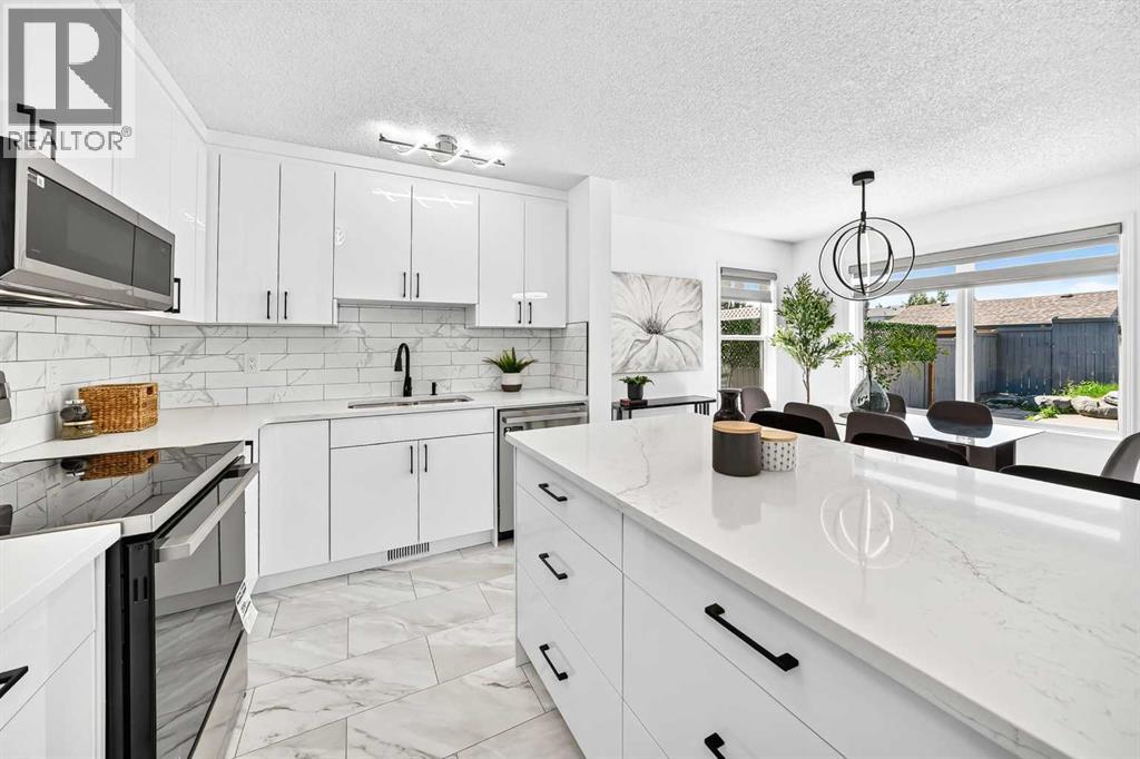 12634 Coventry Hills Way NE, Calgary, Alberta  T3K 4R8 - Photo 8 - A2313841