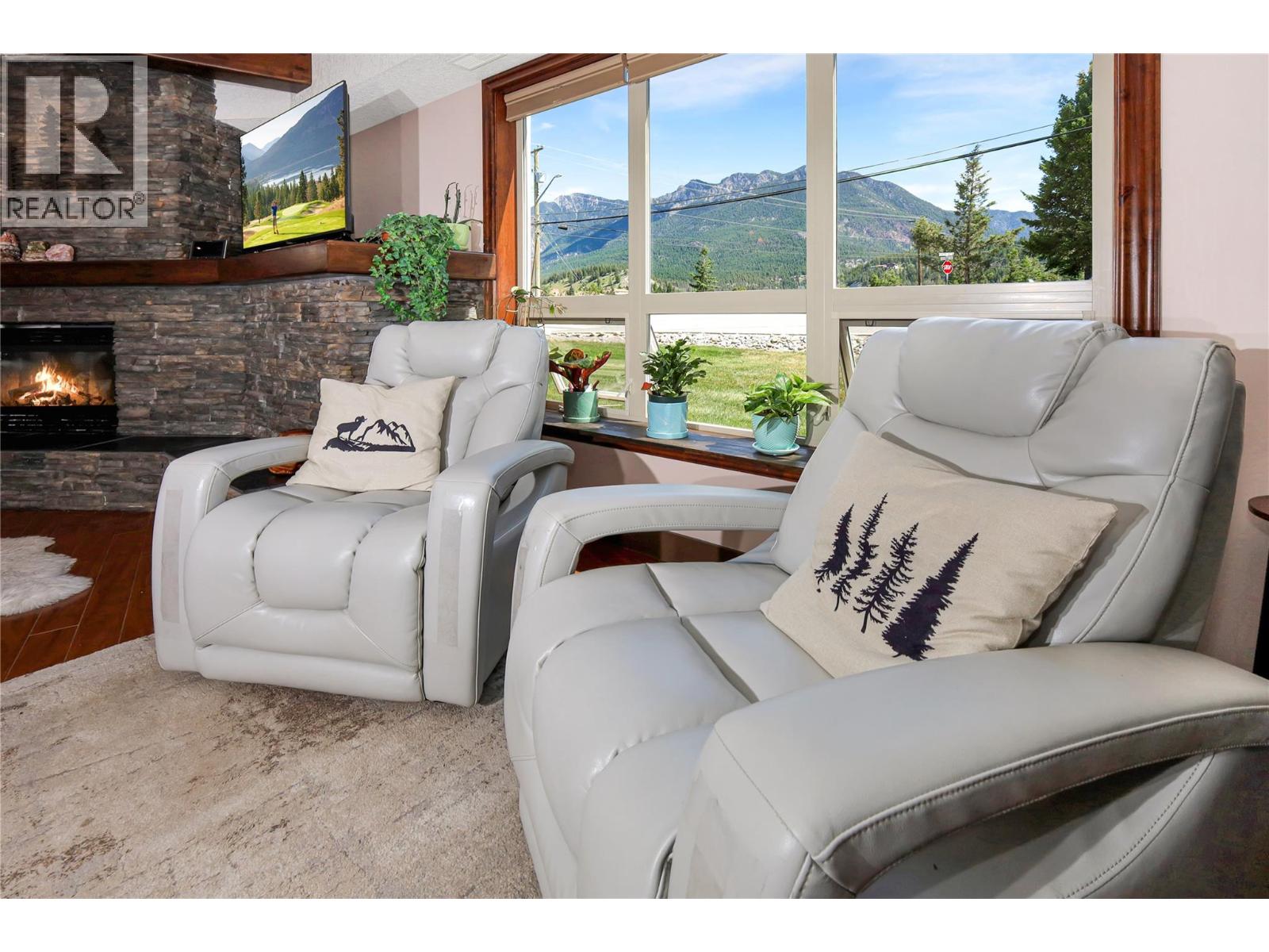 7495 Columbia Avenue Unit# 1106, Radium Hot Springs, British Columbia  V0A 1M0 - Photo 11 - 10392392